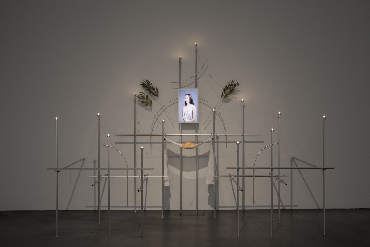 Daria Melnikova, Room 3. Follow me, 2015, installation, measures variable, Collections, photo: Finnish National Gallery/Pirje Mykkänen