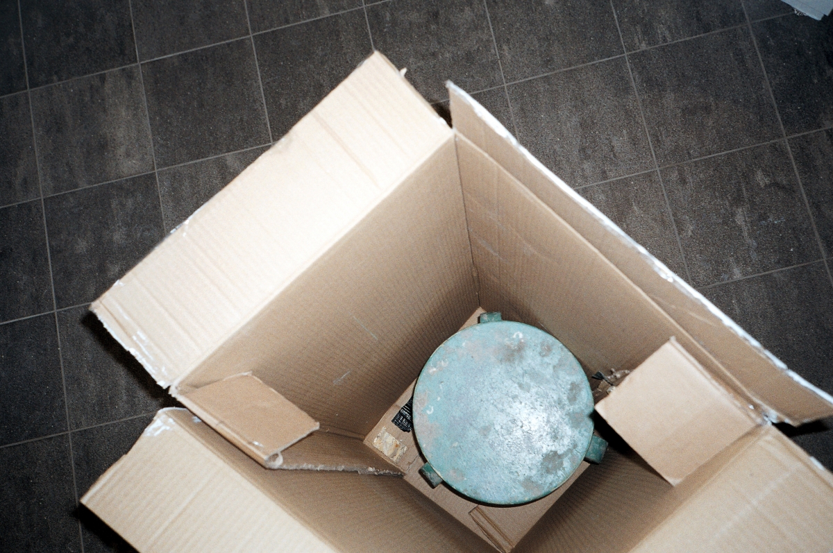 Kadi Estland, Home Alone. Cardboard box, stool. 2019. Courtesy of the artist. Photo by Marta Vaarik