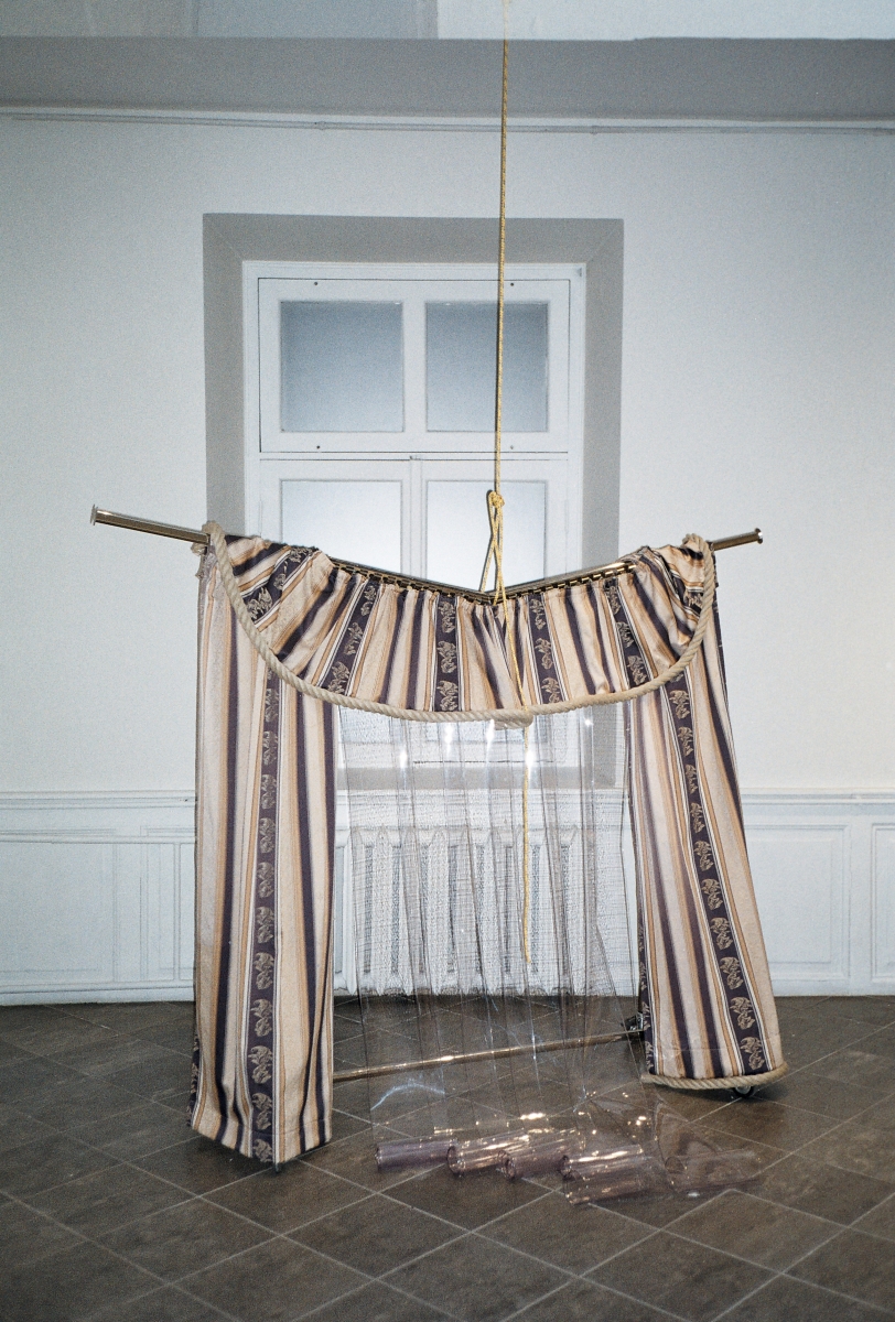 Kadi Estland, Untitled. Rack, PVC strips, rope, curtains. 2019. Courtesy of the artist. Photo by Marta Vaarik